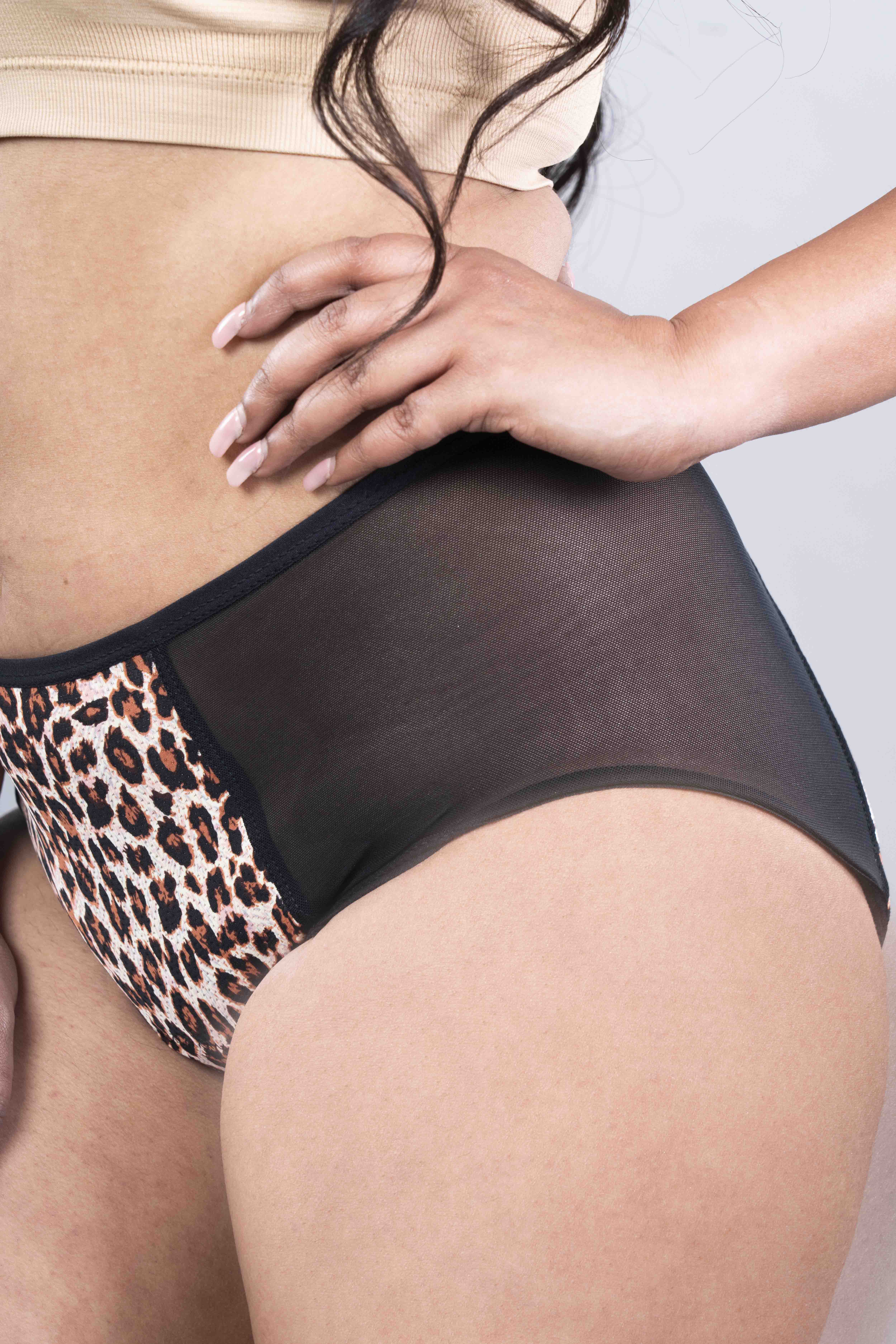 Mid Waist  (Printed Mesh Design)